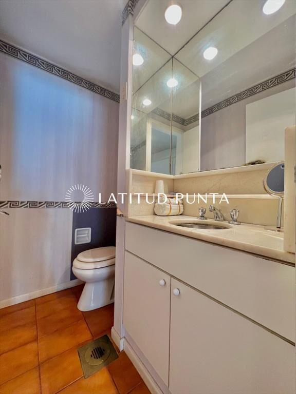 Gran departamento en Península, 3 dormitorios