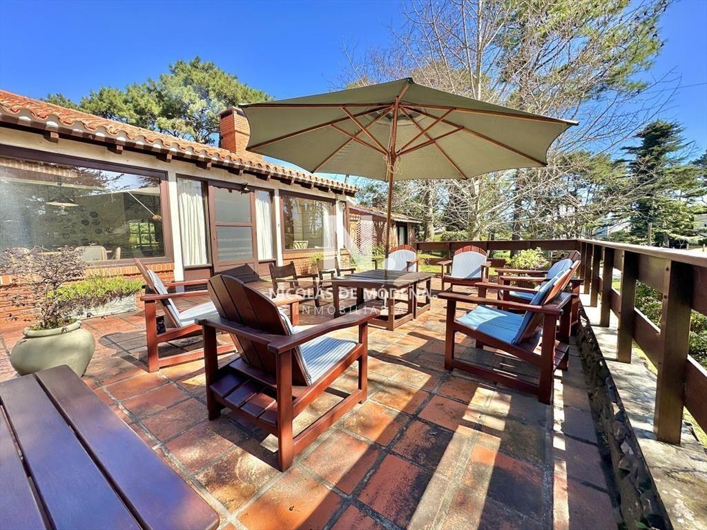 Venta Casa 6 dormitorios Playa Mansa Punta del