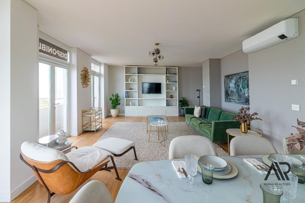 Apartamento en venta c/ cochera en Carrasco