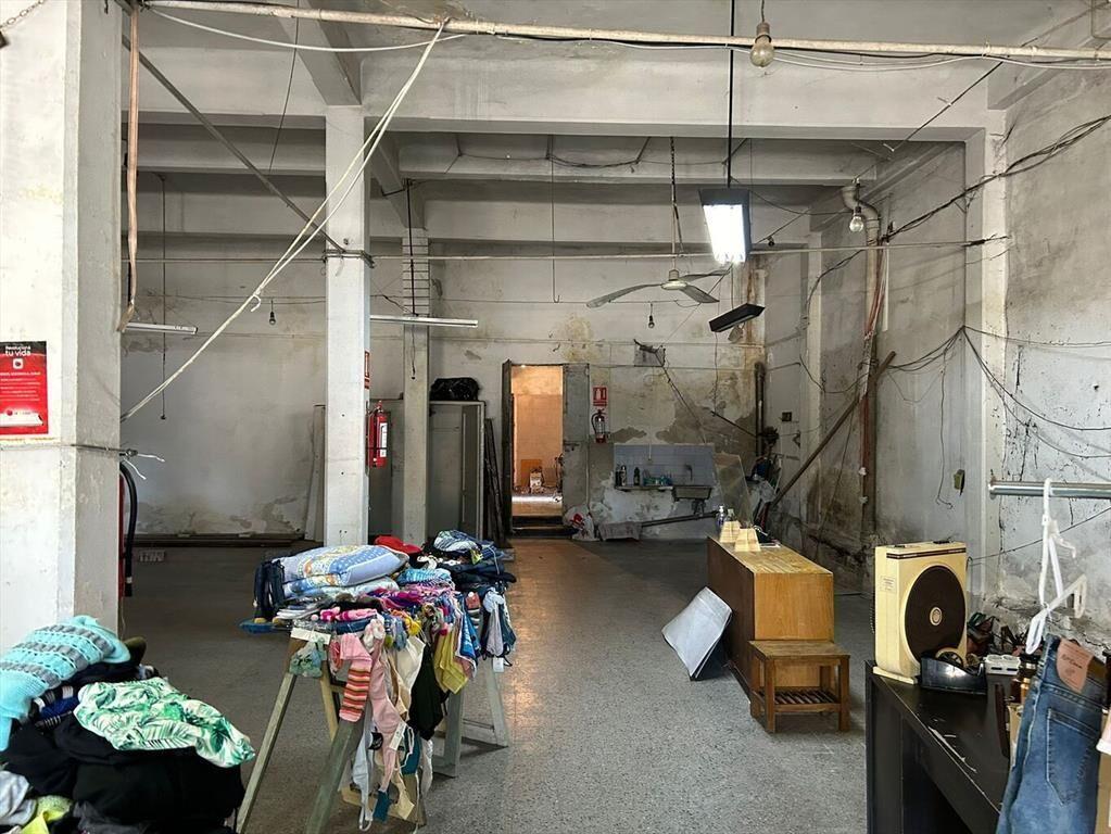 venta gran padrón en maroñas sobre General Flores esquina J