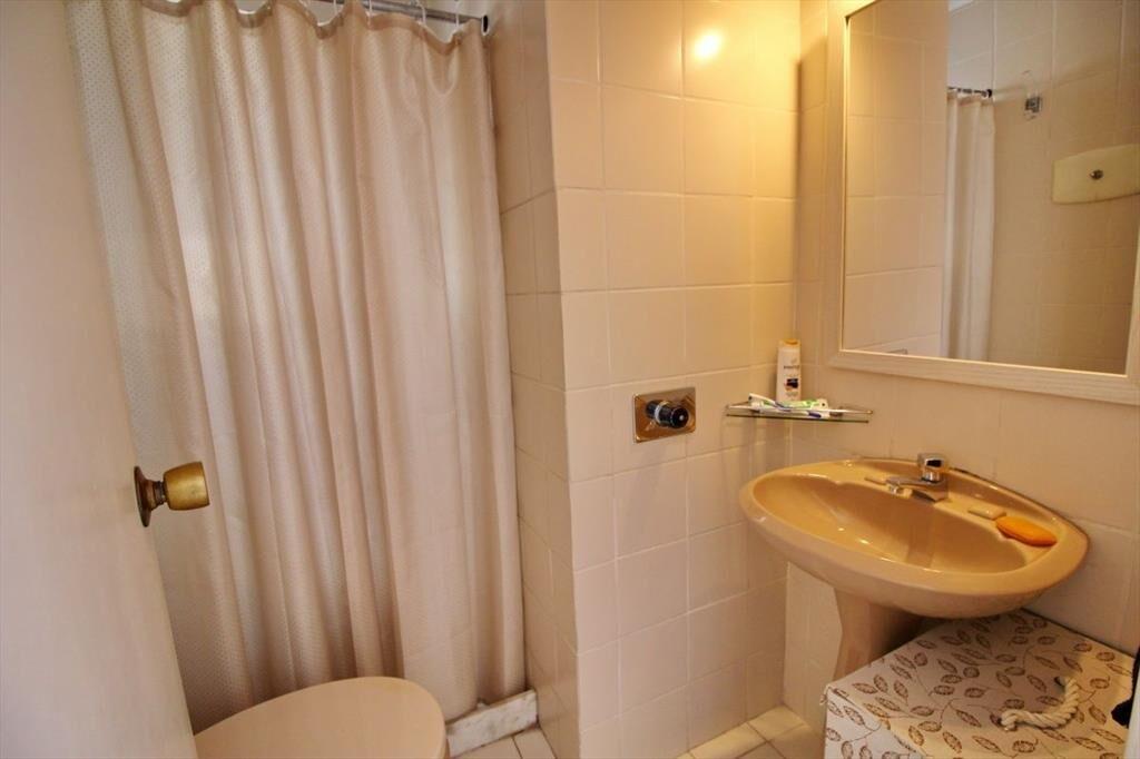 Vendo apartamento 2 dormitorios con gran terraza y parrille