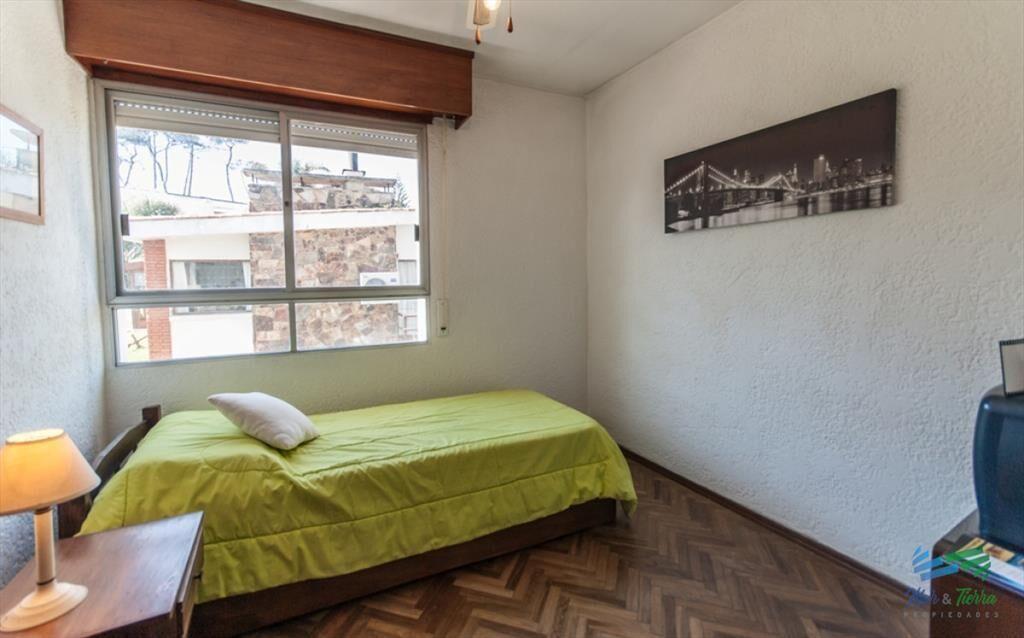 Imperdible... apartamento con espectacular vista al mar