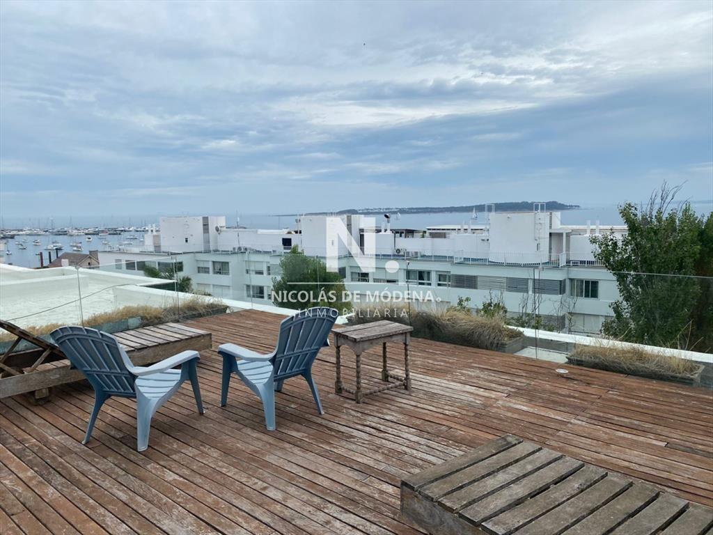 En venta Departamento de 3 dormitorios acogedor 2