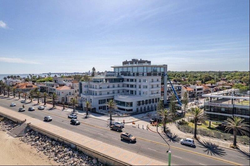 ALQUILER - OFICINAS DE CATEOGORIA - CARRASCO - A ESTRENAR -