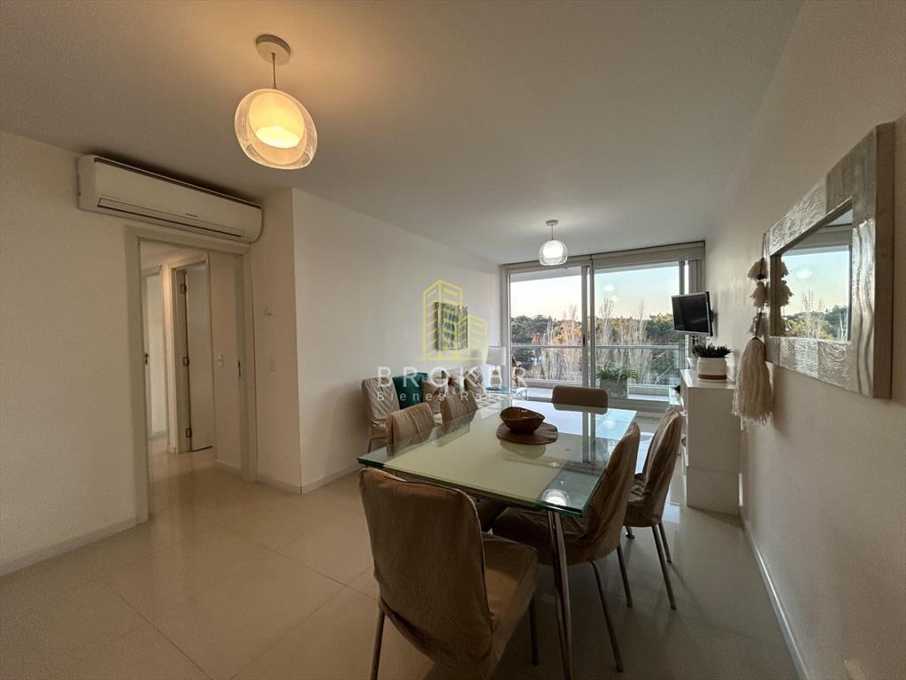 Venta de hermoso apartamento 2 dormitorios en una