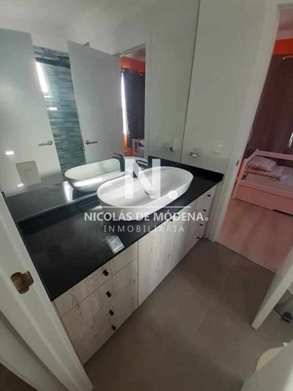 Casa en venta en zona en desarrollo a metros del