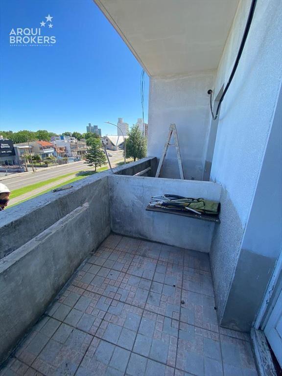 Apartamento de un dormitorio en venta con renta en Malvín -