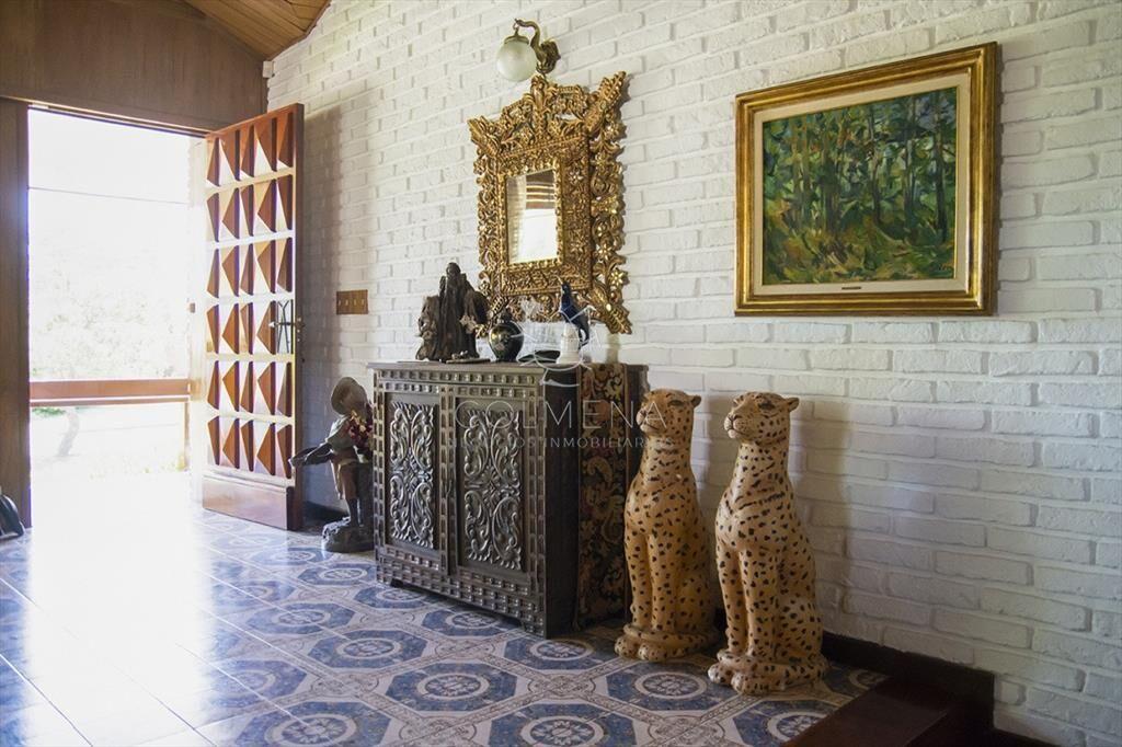 Hermosa casa en venta a pocos metros del mar.