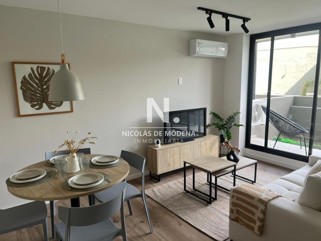 Venta Apartamento de 2 Dormitorios en Tres