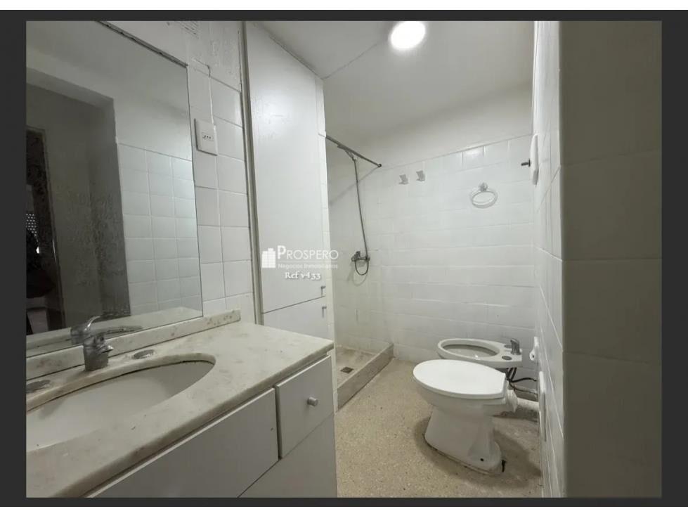 v433 alquiler apto 2 dorm parque batlle /tres cruces c/coche