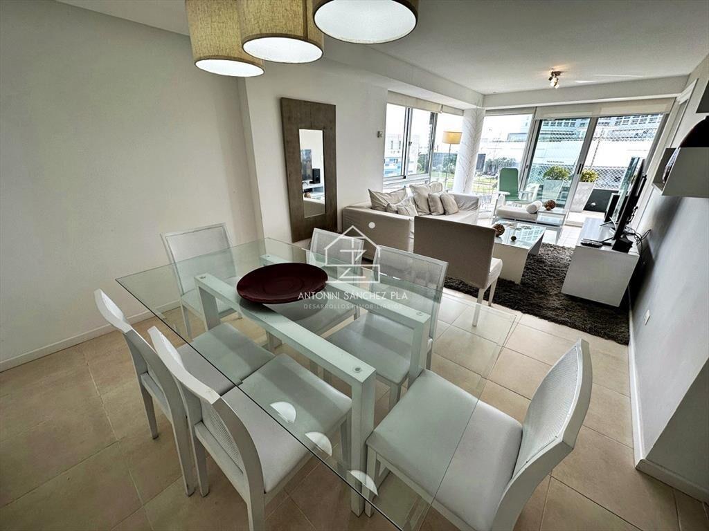 Punta de Este, Apartamento de 3 dormitorios a del