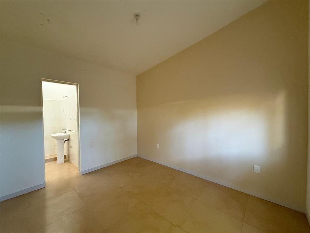 ALQUILER CASA 1 DORMITORIO CARRASCO NORTE