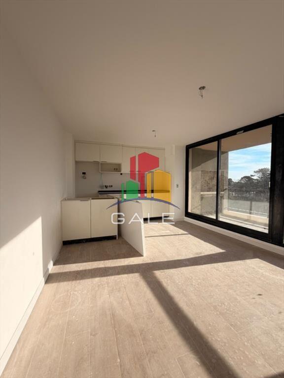VENDE DEPTO DE 1 DORMITORIO CON PARRILLERO