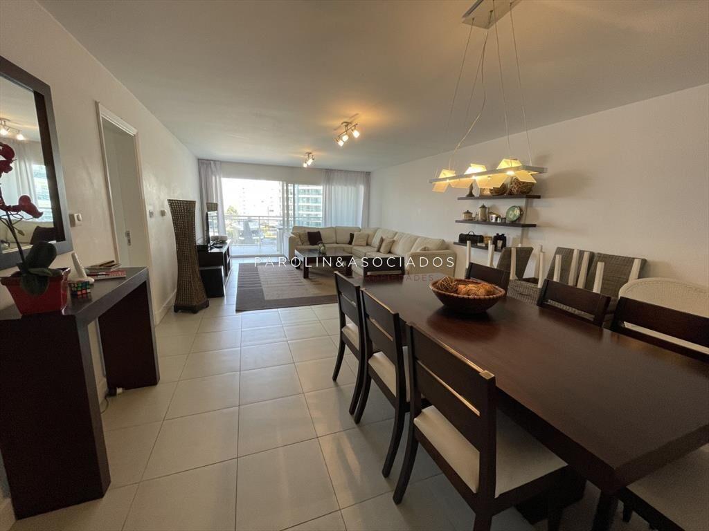 Apartamento en venta de 3 dormitorios en Aidy del