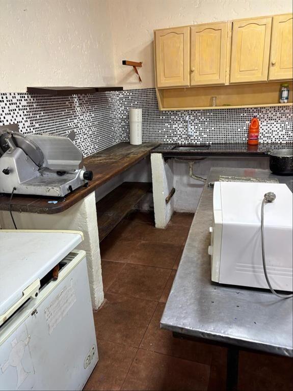*** ALQUILADO ***  LOCAL COMERCIAL SOBRE AV. GIANNATTASIO L