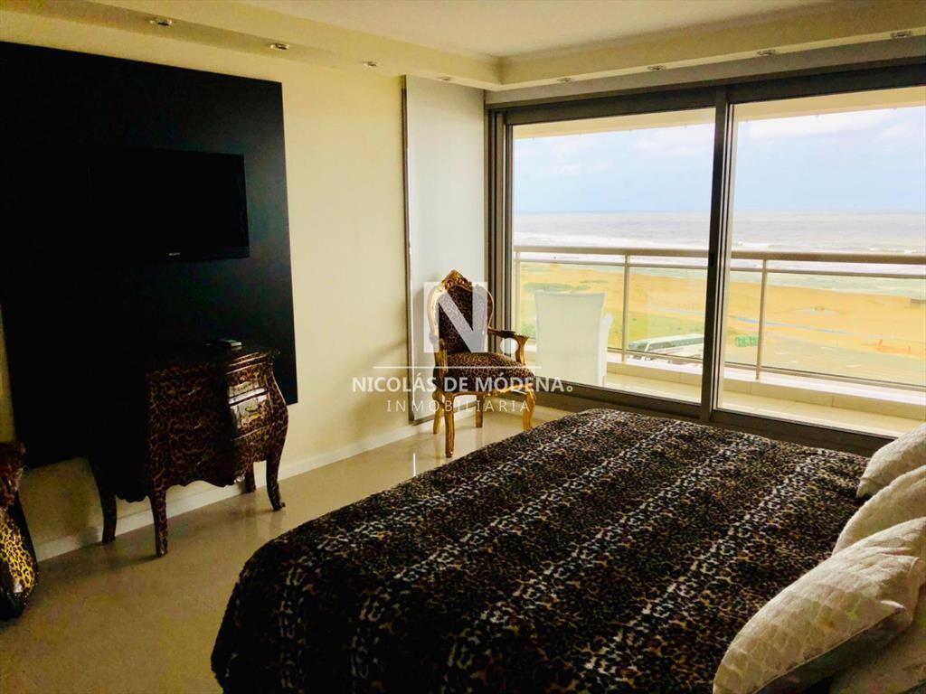 Apartamento en Imperiale Cuatro Dormitorios Punta del Este