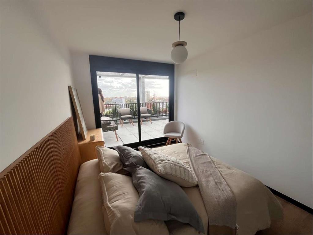 VENTA ,ESTRENA PENTHOUSE 2 DORMITORIOS PARQUE BATLLE /VIVIE