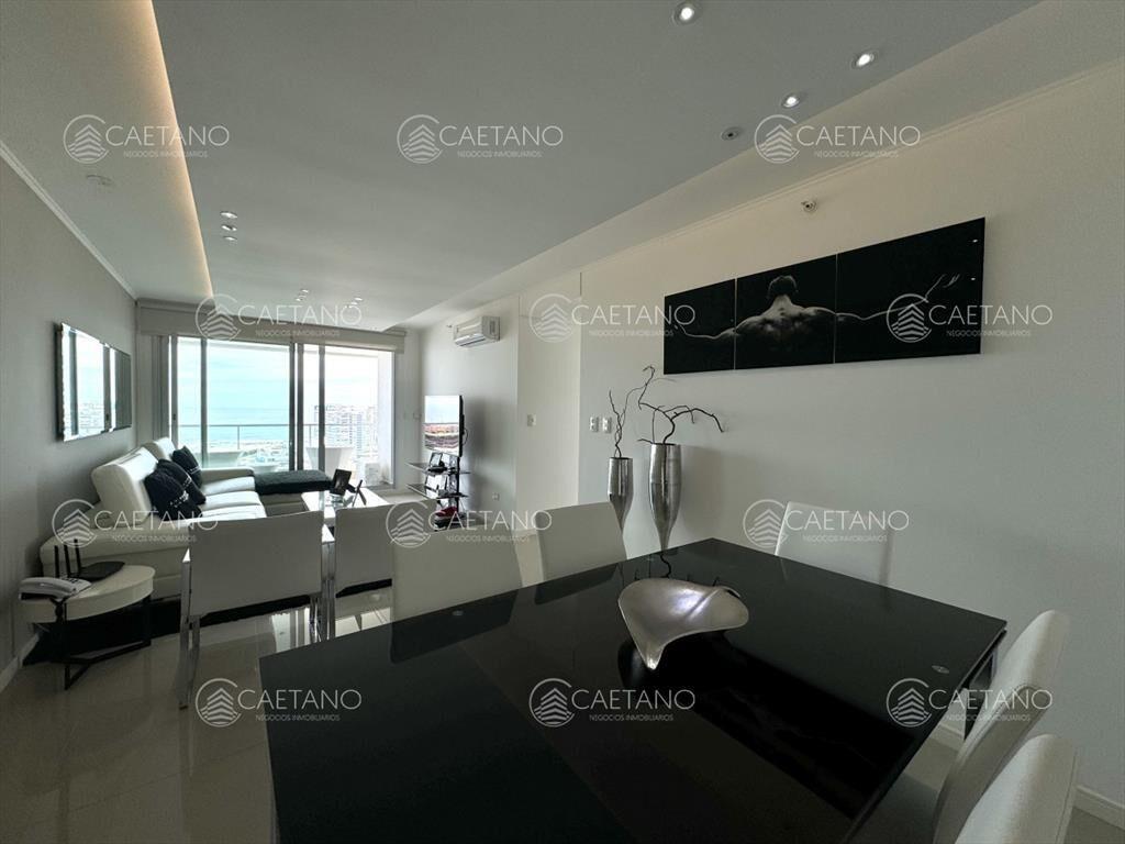 Apartamento en Playa Brava 2 dormitorios