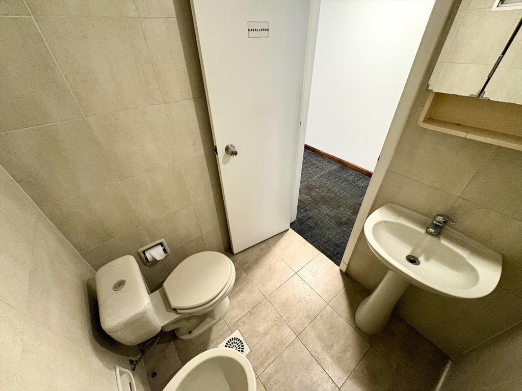 Venta de Oficina en Cordón