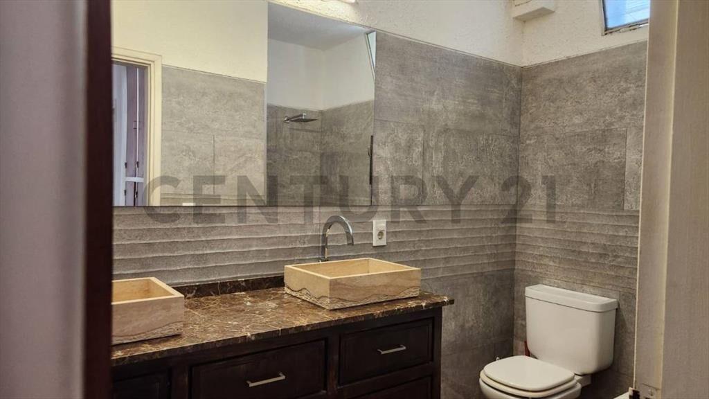 Venta de casa en Atlantida Sur Ubicacion Previlegiada
