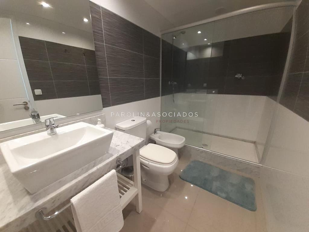 Apartamento en venta en Torre One a metros de del
