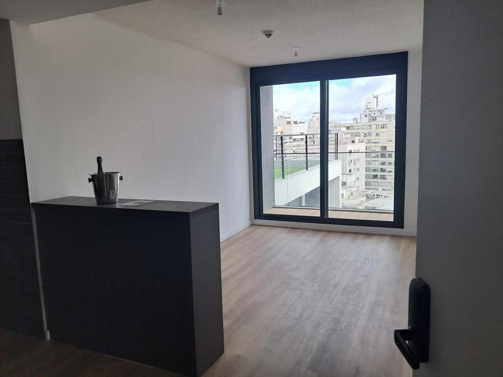 Apartamento de 1 dormitorio en alquiler en Cordón - 1106