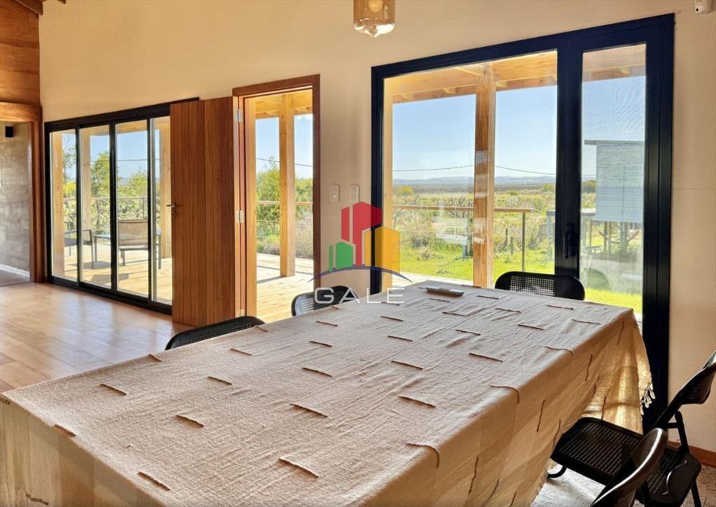 VENTA de Casa 3 DORMITORIOS en LA ESCONDIDA, LA