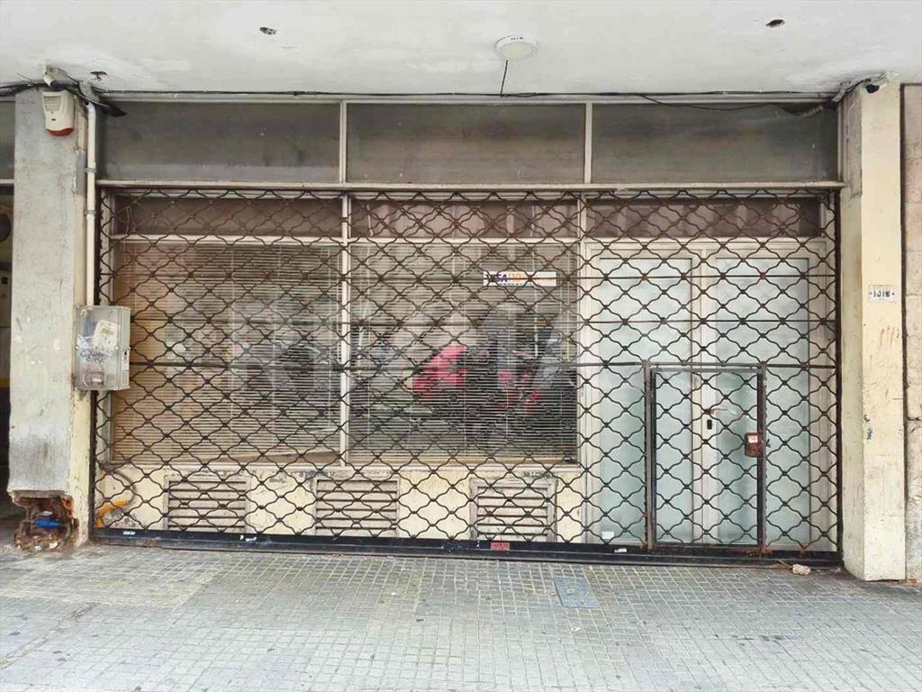 Alquiler de local comercial en el Centro Yi y 18