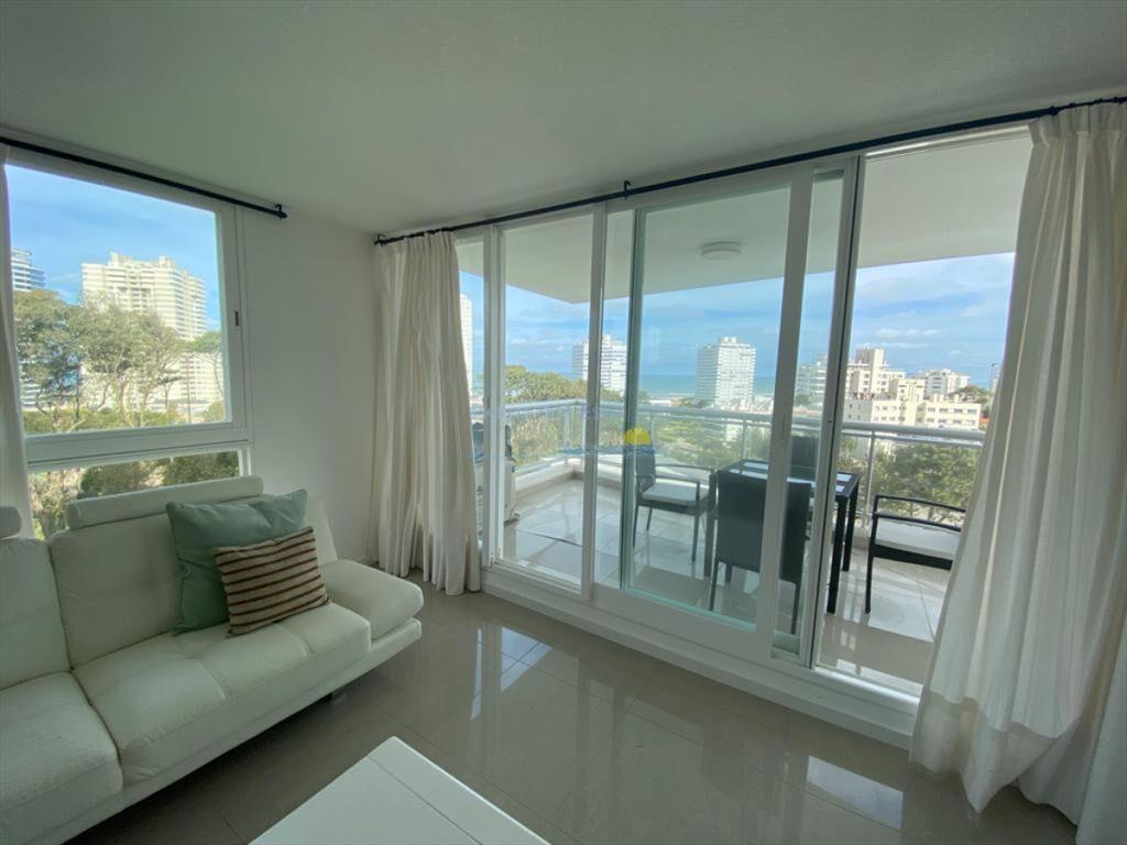 Apartamento de 2 dormitorios en alquiler temporal