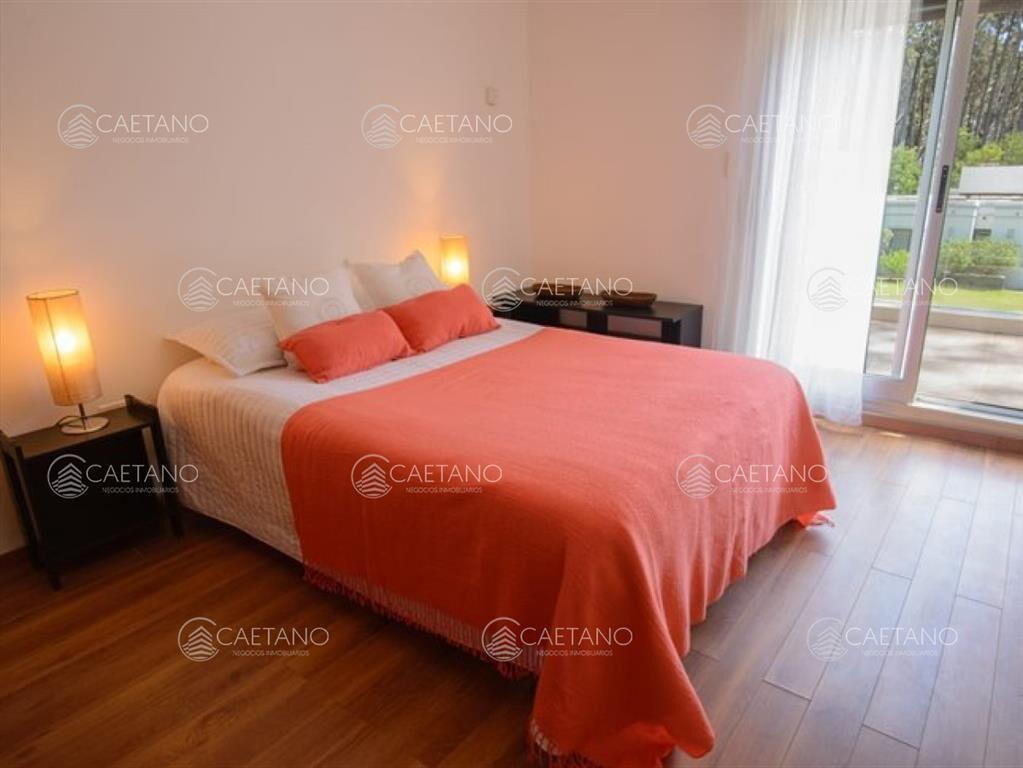 ESPECTACULAR CASA EN RINCON DEL INDIO