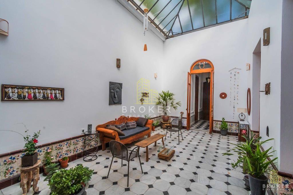 Venta Casa en Parque Rodó reciclada! BROKER en