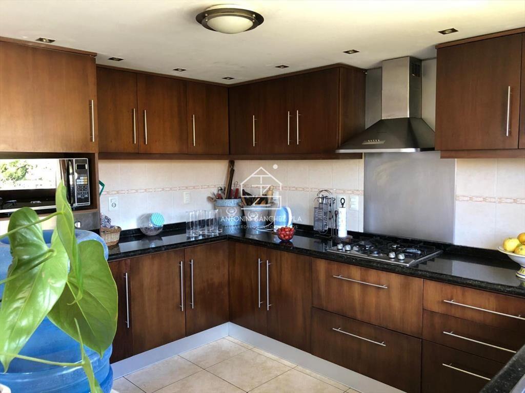 CASA EN MANSA CERCA DEL MAR CON PISCINA