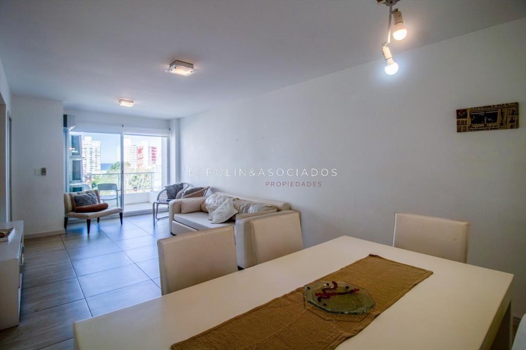 Apartamento de 2 dormitorios en venta en edificio Botavara,