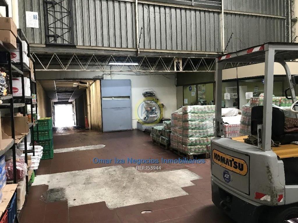 IZA. CON RENTA Local industrial galpon deposito aguada