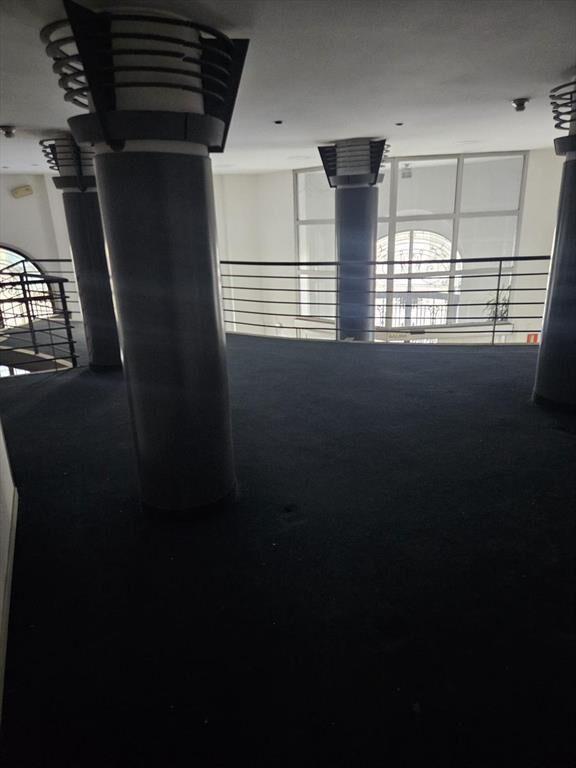 25 de mayo y Zabala, gran esquina, 27 mts de frente, 245 m2