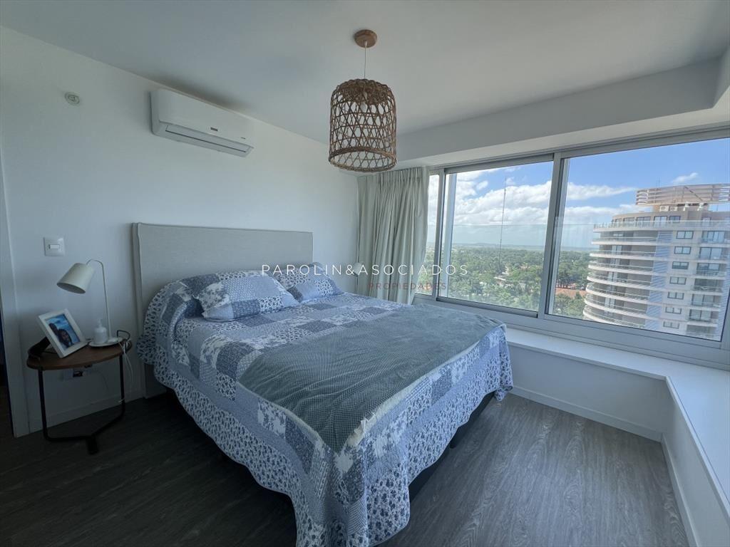 Apartamento en venta, Torre Ocean Drive - Punta del Este