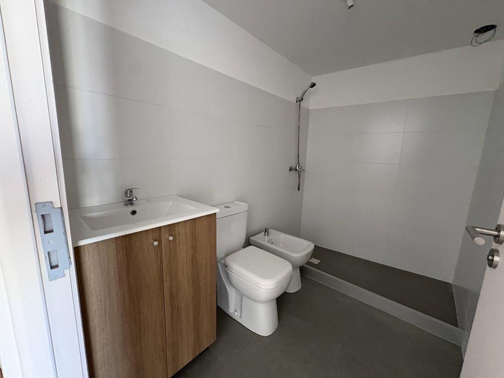 Alquiler  Apartamento con un dormitorio y terraza a estrenar