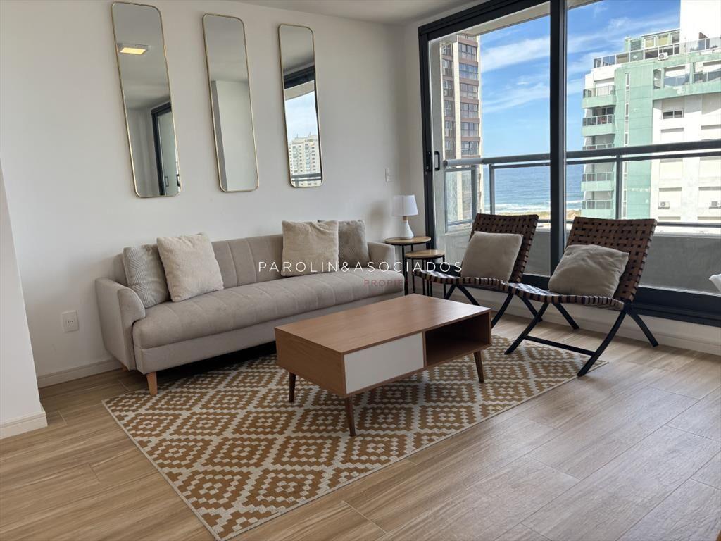 Apartamento en venta de 2 dormitorios en Punta
