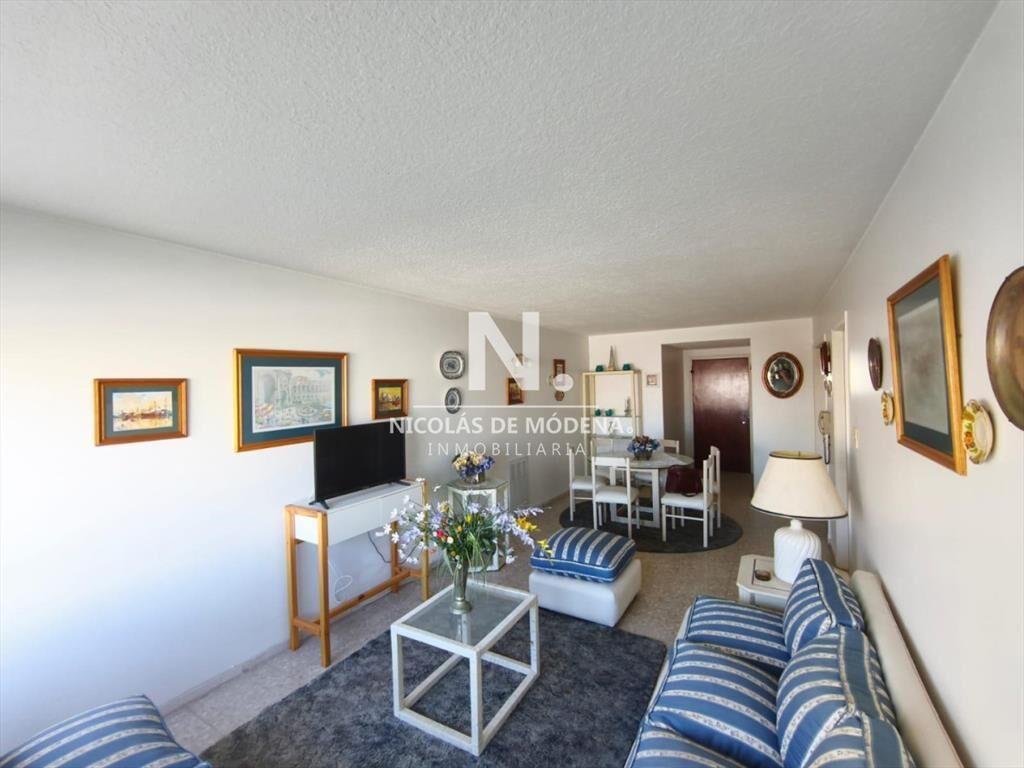 Apartamento EN VENTA - 3 dormitorios en - Punta
