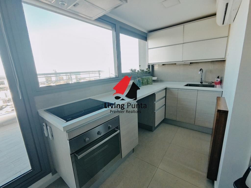 VENTA DE HERMOSO PENTHOUSE DE 2 DORMITORIOS CON Y