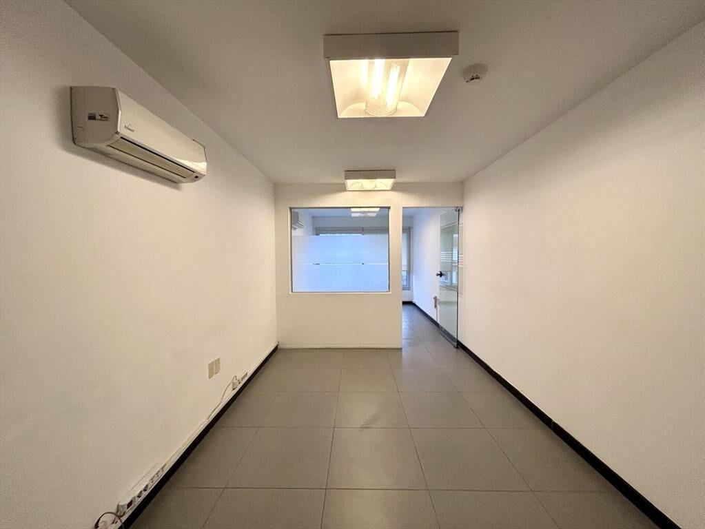 Alquiler De Oficina , Ubicada A Metros De La Zona Wtc
