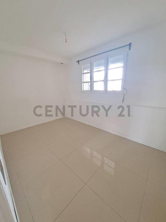 VENTA PROX A RAMBLA|2dormitorios|2baños|patio,ACEPTA BANC...