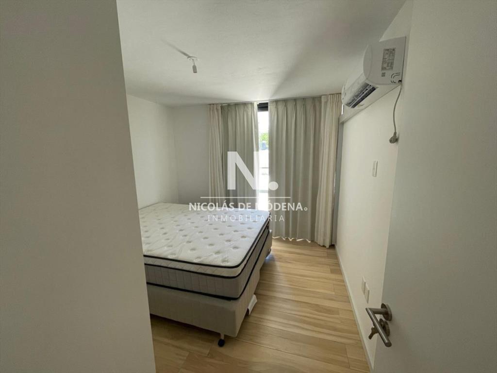 Pre-Lanzamiento EXCLUSIVO - compre con 1 en