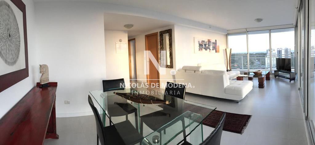 Departamento En Venta De 2 Dormitorios En Punta