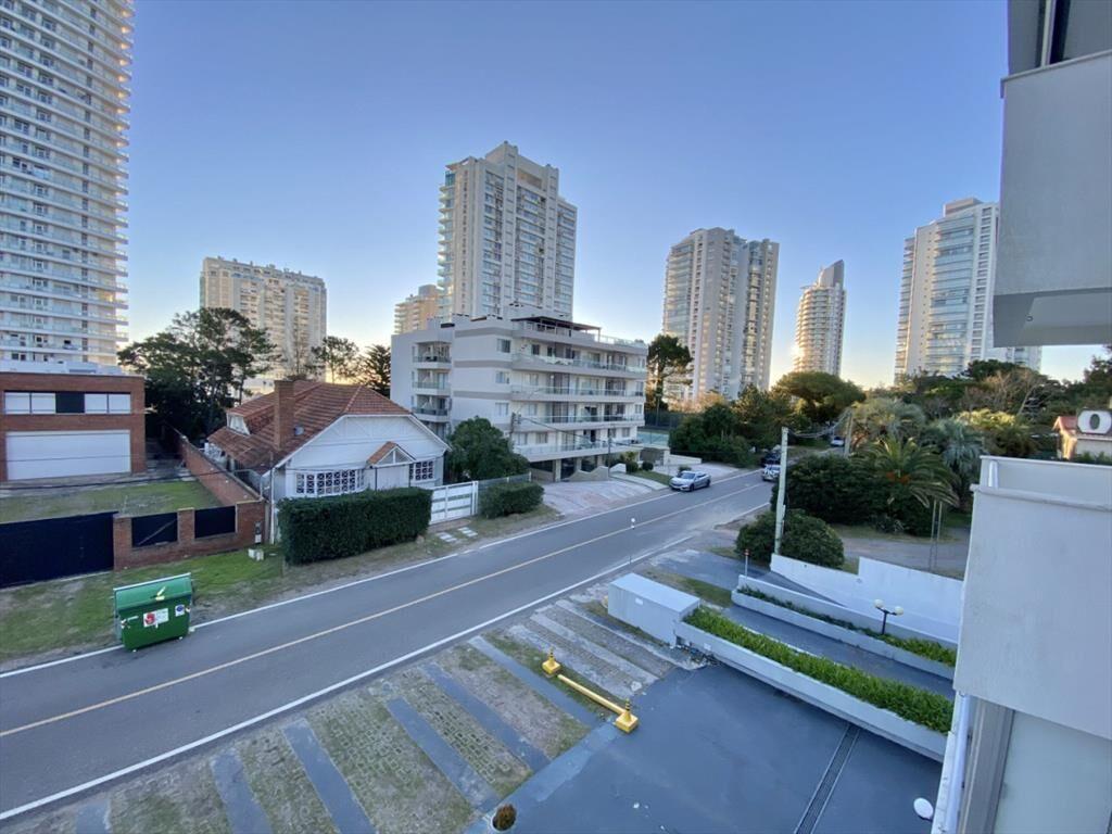 VENTA DE APARTAMENTO 2 DORMITORIOS EN CAP BRETON