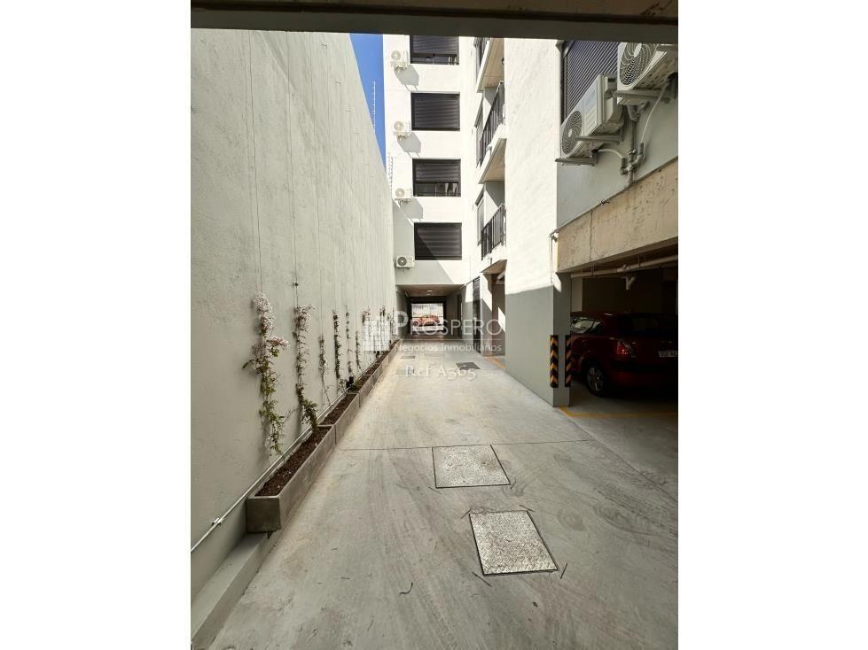 A387 alquiler 1 dorm tres cruces/cochera