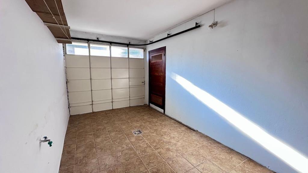 VENTA CASA CENTRICA CON GARAGE