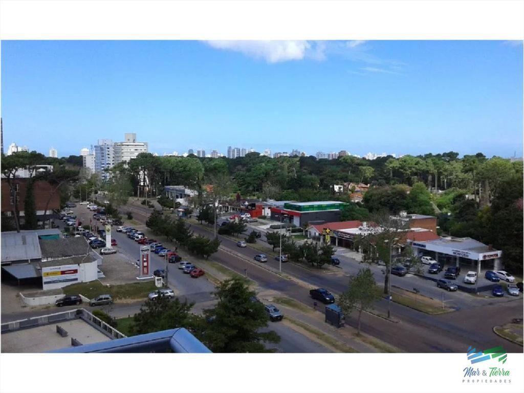 En venta... Apartamento 1 dormitorio en av. Punta