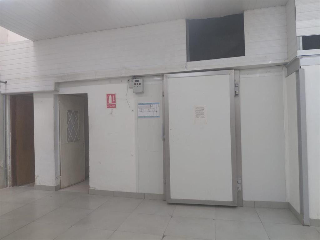Alquiler Local Deposito en Brazo Oriental Ingreso Camiones