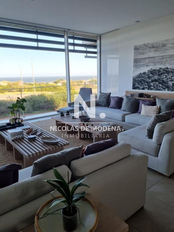 Hermoso Departamento en venta de 3 dormitorios al